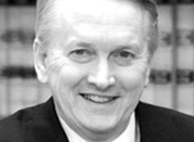 Dr Robert Austin
